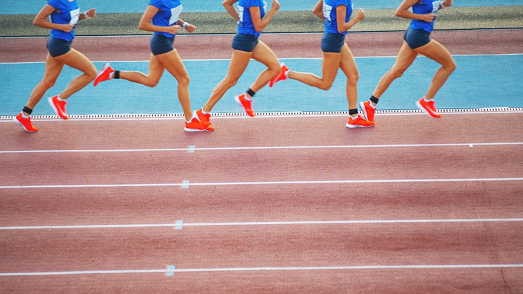 斯凯利晒穿齐达内、博格巴尤文球衣照，尤文球迷留言“快来”